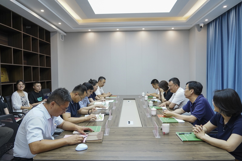 熱烈歡迎中國醫藥科技出版社領導一行蒞臨指導工作